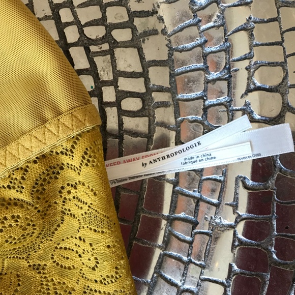 NWT ANTHROPOLOGIE GOLD LACE LOUNGE BRALETTE - Picture 5 of 8